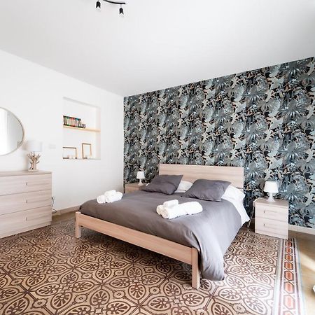 Historic Center Apartment - Catania Stays Exterior photo